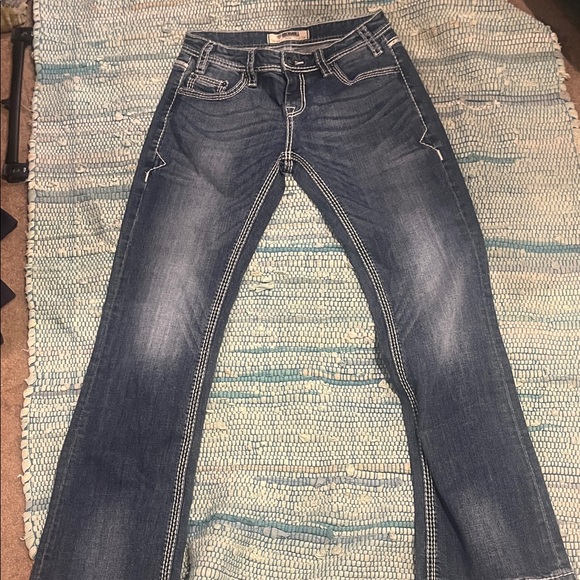 Rock & Roll Cowgirl Blue Boot Cut Jeans with Classic Style - Picture 1 of 8